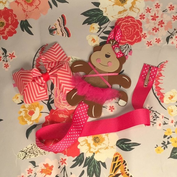 Child's Sweater - Picture 5 of 7